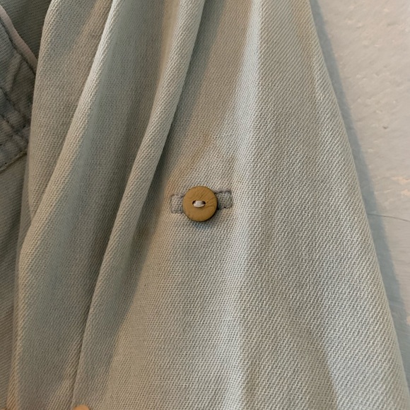 100% Cotton Light Wash Pocket Button Up Top - Picture 10 of 11